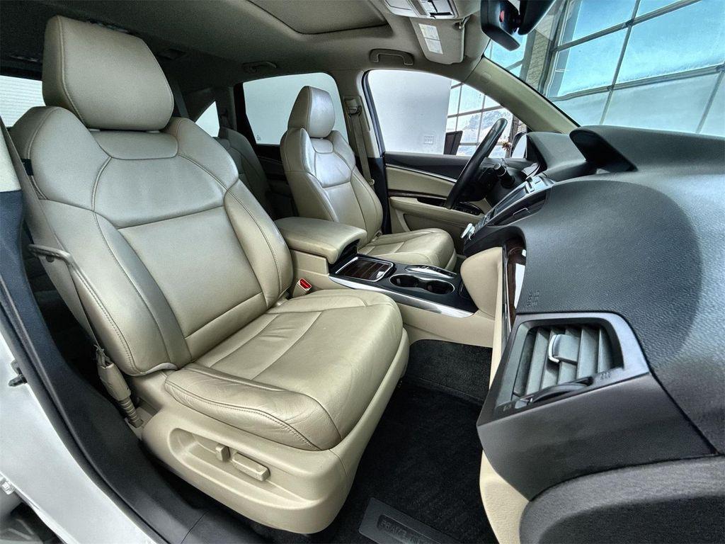 used 2018 Acura MDX car, priced at $18,958