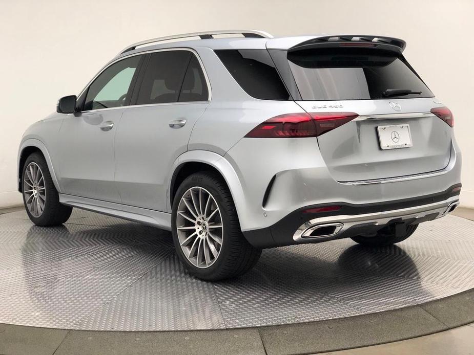 new 2024 Mercedes-Benz GLE 450 car, priced at $82,105