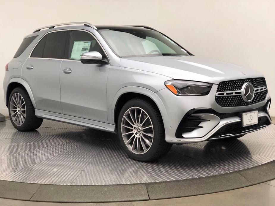 new 2024 Mercedes-Benz GLE 450 car, priced at $82,105