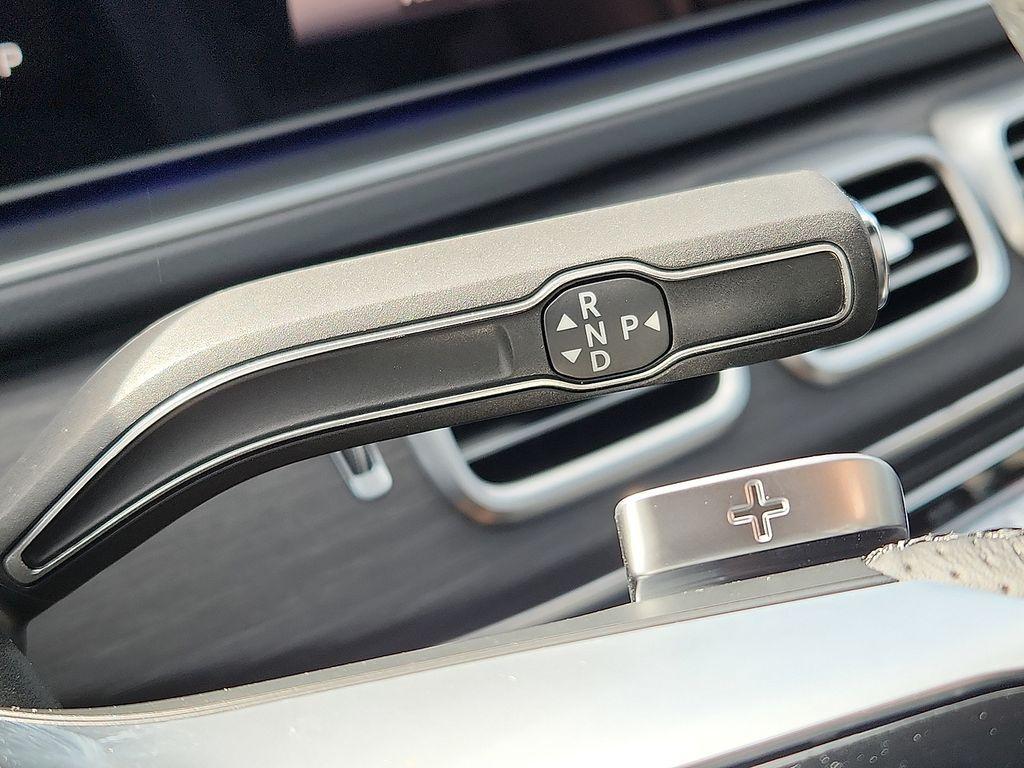 new 2026 Mercedes-Benz GLS 580 car, priced at $121,615