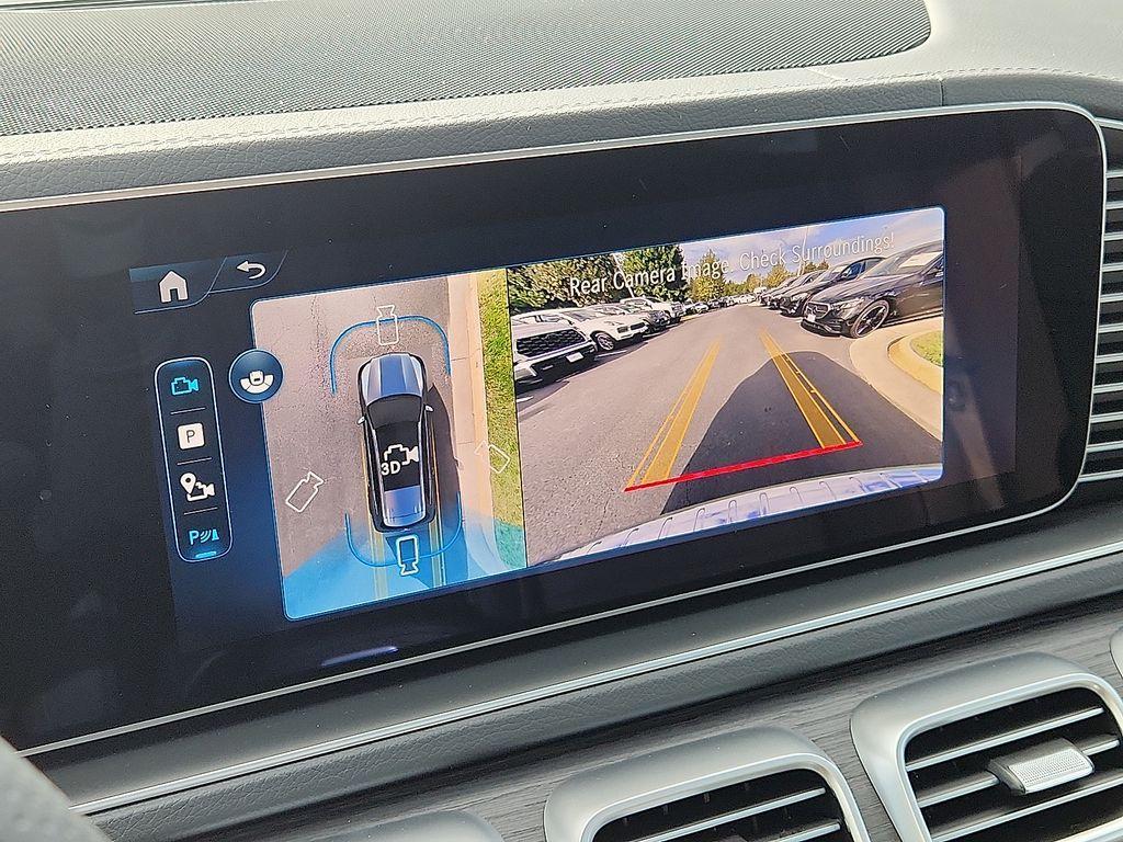 new 2026 Mercedes-Benz GLS 580 car, priced at $121,615