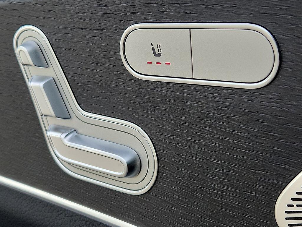 new 2026 Mercedes-Benz GLS 580 car, priced at $121,615