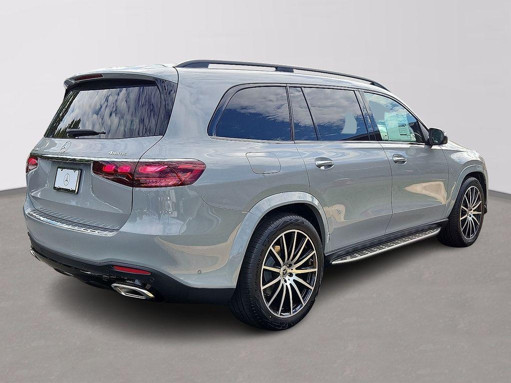 new 2026 Mercedes-Benz GLS 580 car, priced at $121,615