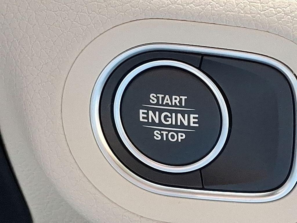 new 2025 Mercedes-Benz GLE 450e car, priced at $76,110