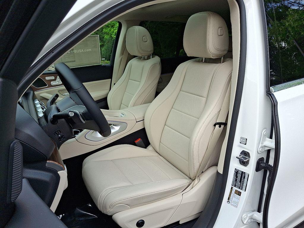 new 2025 Mercedes-Benz GLE 450e car, priced at $76,110