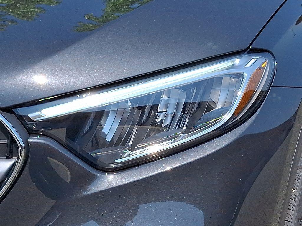 new 2025 Mercedes-Benz GLC 300 car, priced at $55,985