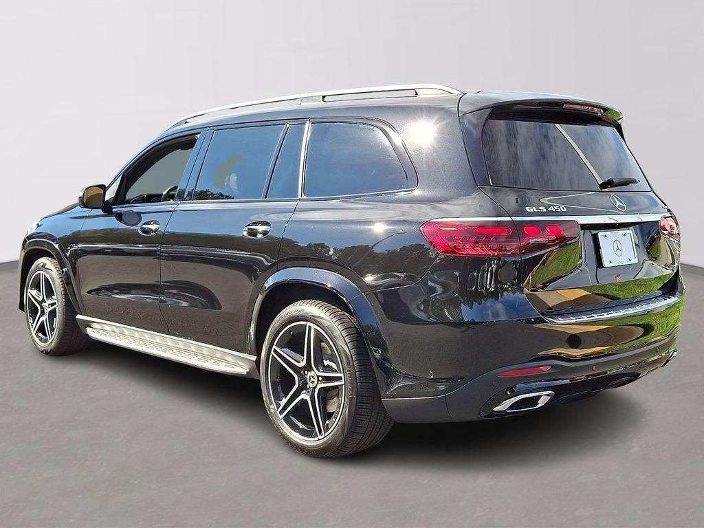 new 2026 Mercedes-Benz GLS 450 car, priced at $101,685