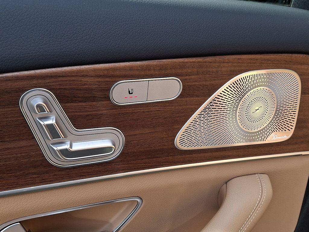 new 2026 Mercedes-Benz GLS 450 car, priced at $101,685