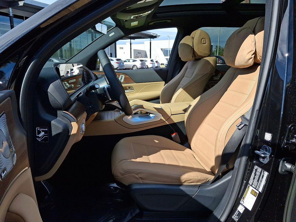 new 2026 Mercedes-Benz GLS 450 car, priced at $101,685