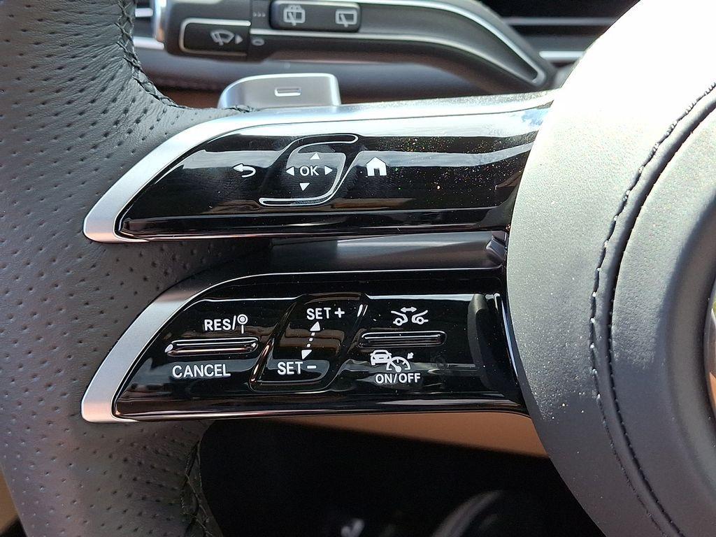 new 2026 Mercedes-Benz GLS 450 car, priced at $101,685