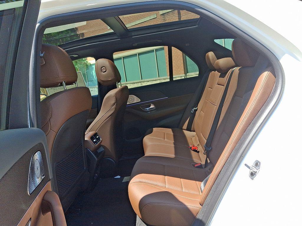 new 2025 Mercedes-Benz GLE 450e car, priced at $83,810