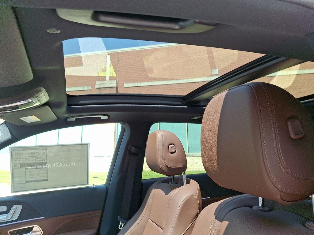 new 2025 Mercedes-Benz GLE 450e car, priced at $83,810