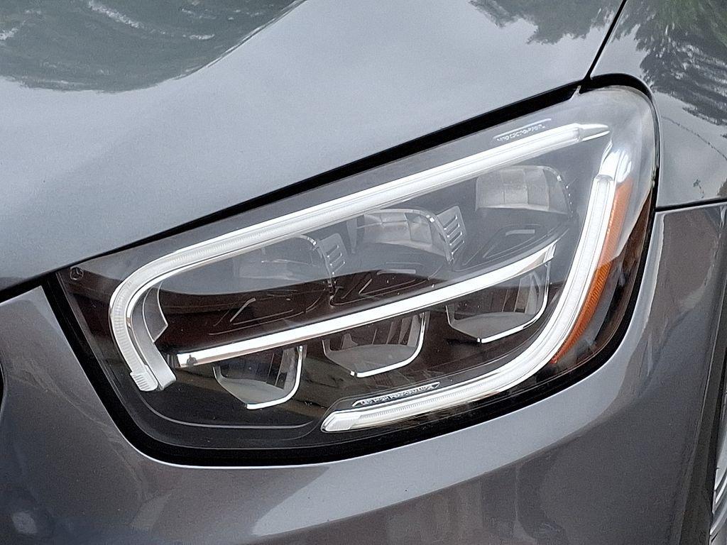 used 2021 Mercedes-Benz GLC 300 car, priced at $21,900