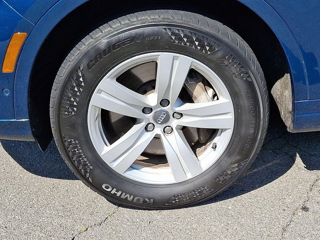 used 2019 Audi Q7 car, priced at $15,000