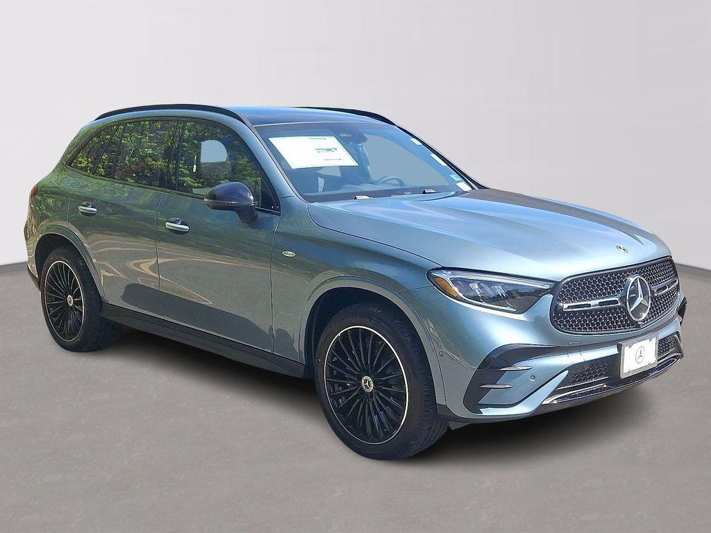 new 2025 Mercedes-Benz GLC 350e car, priced at $70,995