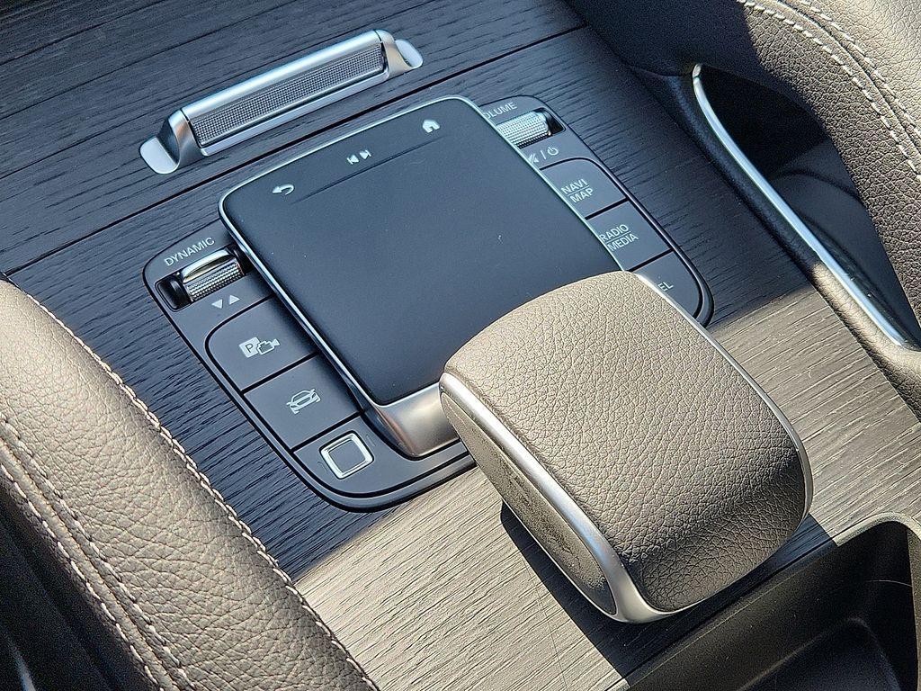 new 2026 Mercedes-Benz GLE 350 car, priced at $70,315