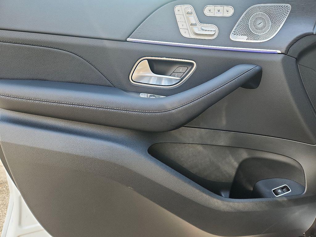 new 2026 Mercedes-Benz GLE 350 car, priced at $70,315