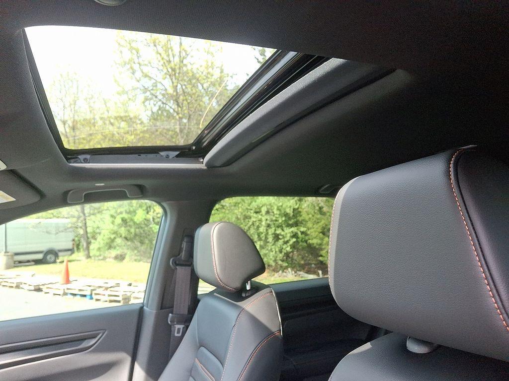 used 2025 Honda CR-V Hybrid car, priced at $39,800