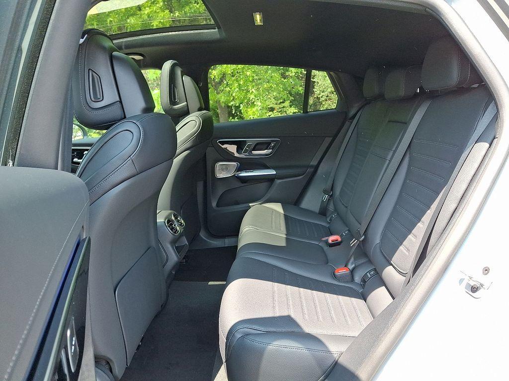 new 2025 Mercedes-Benz GLC 300 car, priced at $68,020