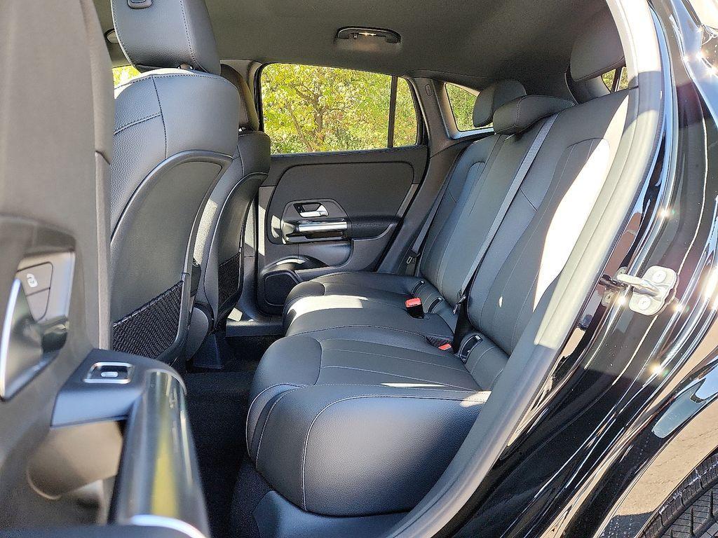 new 2026 Mercedes-Benz GLA 250 car, priced at $45,250