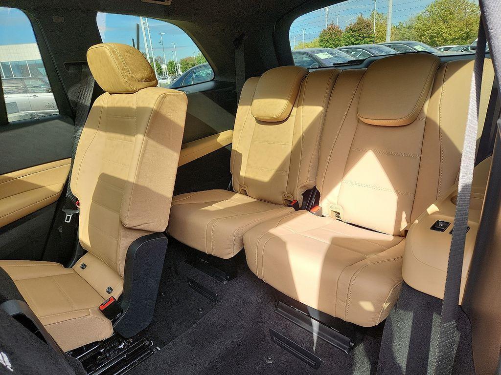 new 2026 Mercedes-Benz GLS 450 car, priced at $101,635