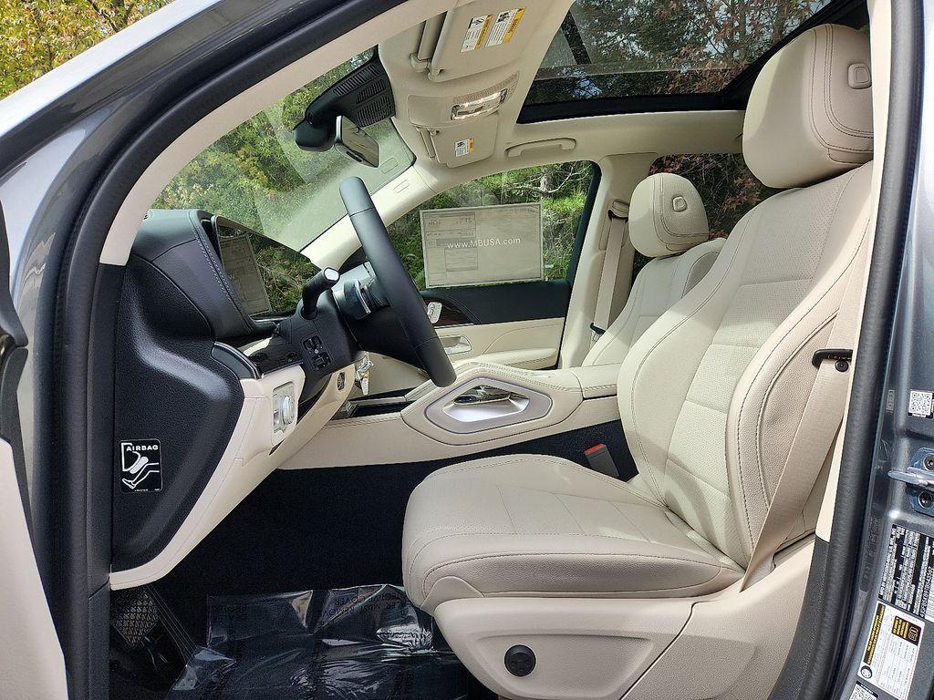 new 2026 Mercedes-Benz GLE 450 car, priced at $81,770