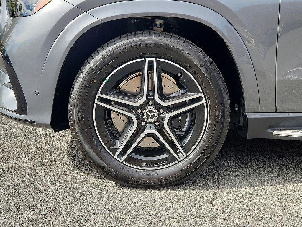 new 2026 Mercedes-Benz GLE 450 car, priced at $81,770