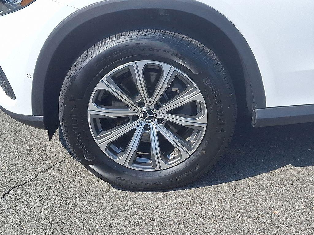 used 2024 Mercedes-Benz GLC 300 car, priced at $46,800