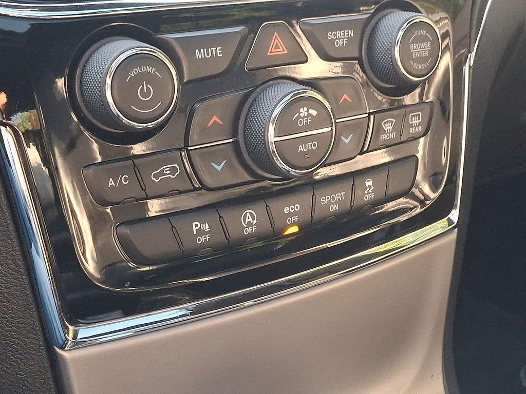 used 2019 Jeep Grand Cherokee car, priced at $15,500