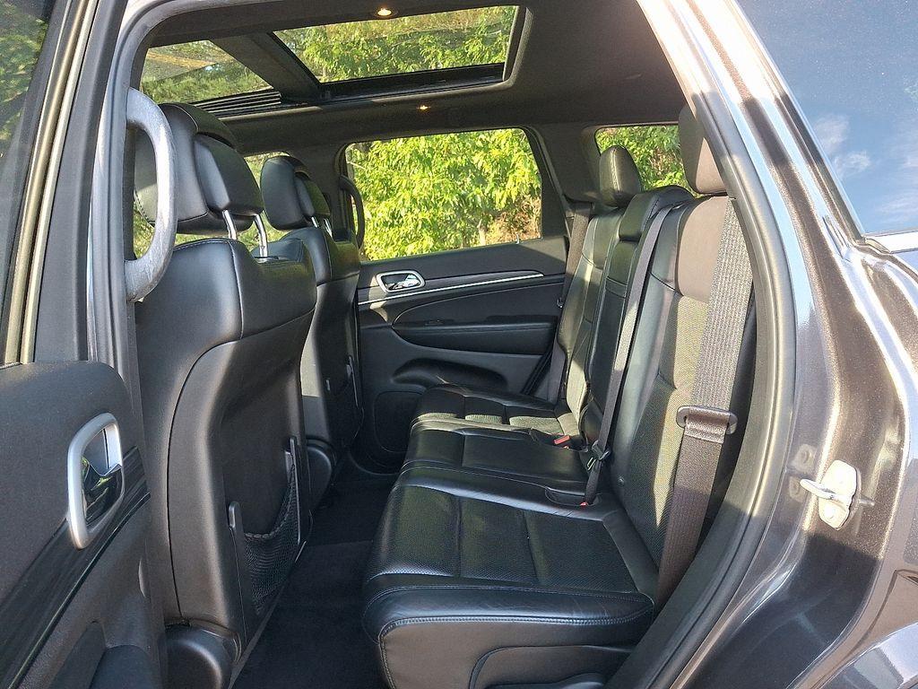 used 2019 Jeep Grand Cherokee car, priced at $15,500