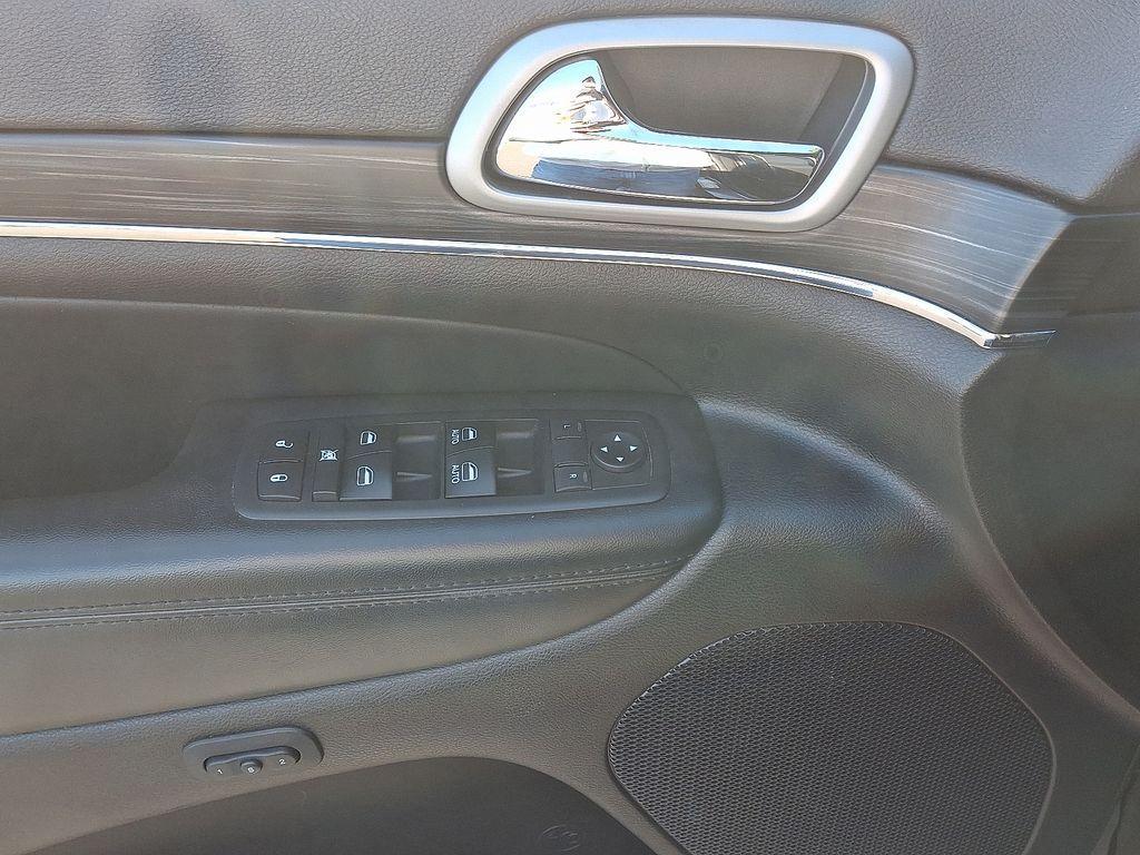 used 2019 Jeep Grand Cherokee car, priced at $15,500