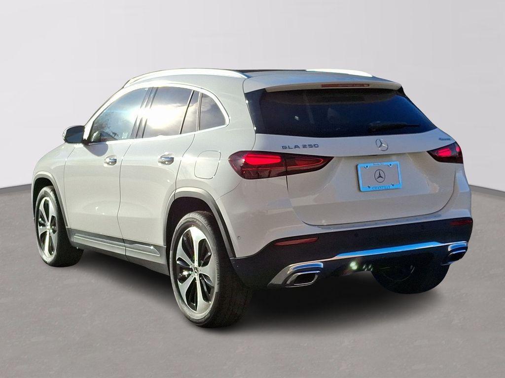 new 2025 Mercedes-Benz GLA 250 car, priced at $50,745