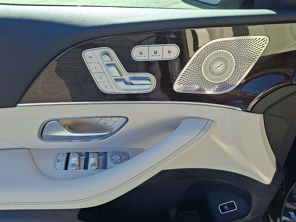 new 2026 Mercedes-Benz GLE 450 car, priced at $81,330