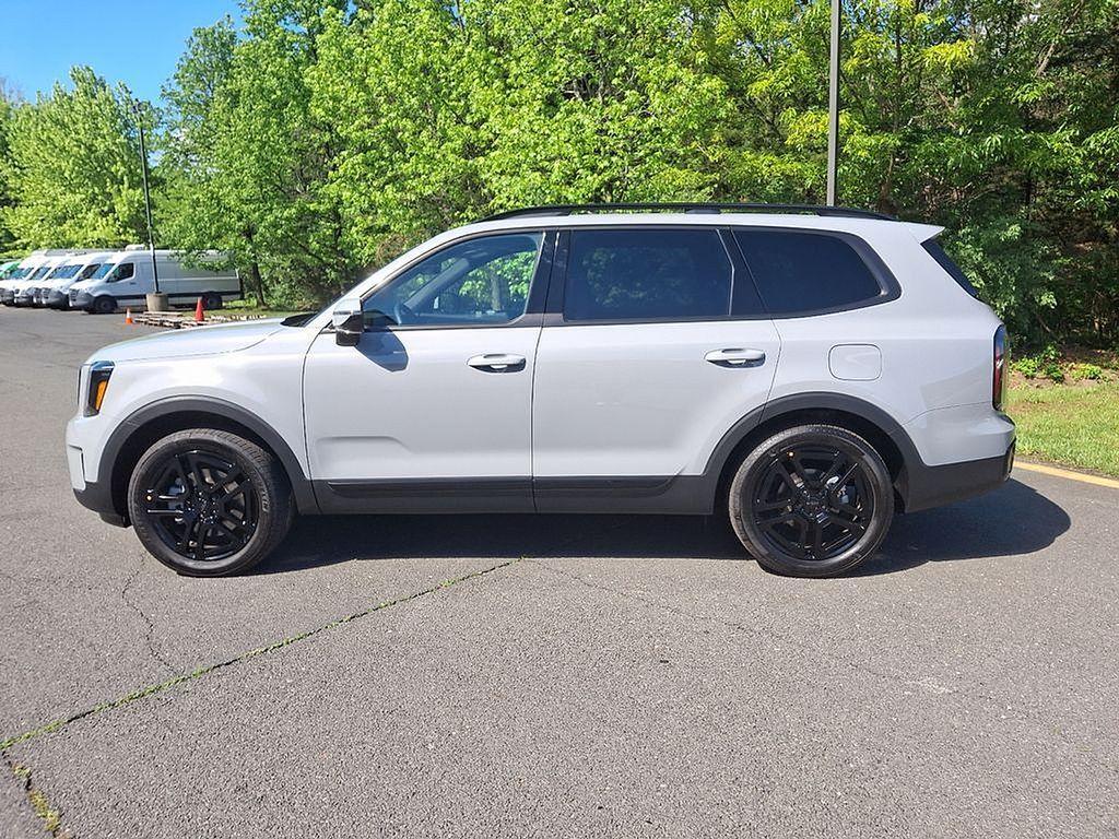 used 2025 Kia Telluride car, priced at $51,936