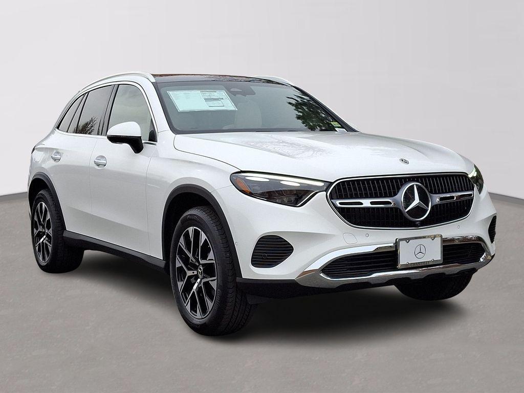 new 2025 Mercedes-Benz GLC 350e car, priced at $67,820