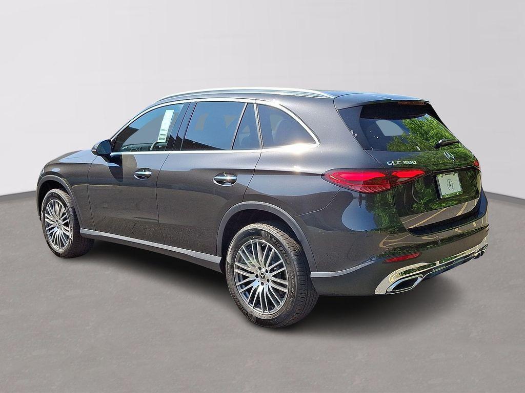new 2025 Mercedes-Benz GLC 300 car, priced at $55,985