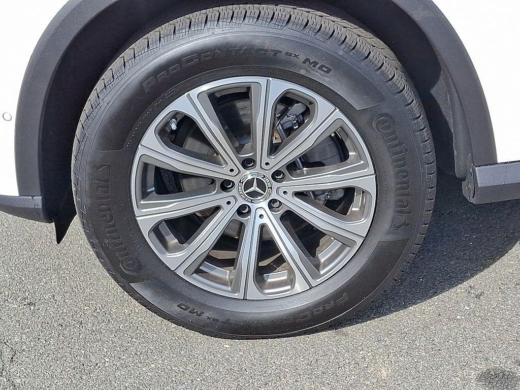 used 2024 Mercedes-Benz GLC 300 car, priced at $47,500