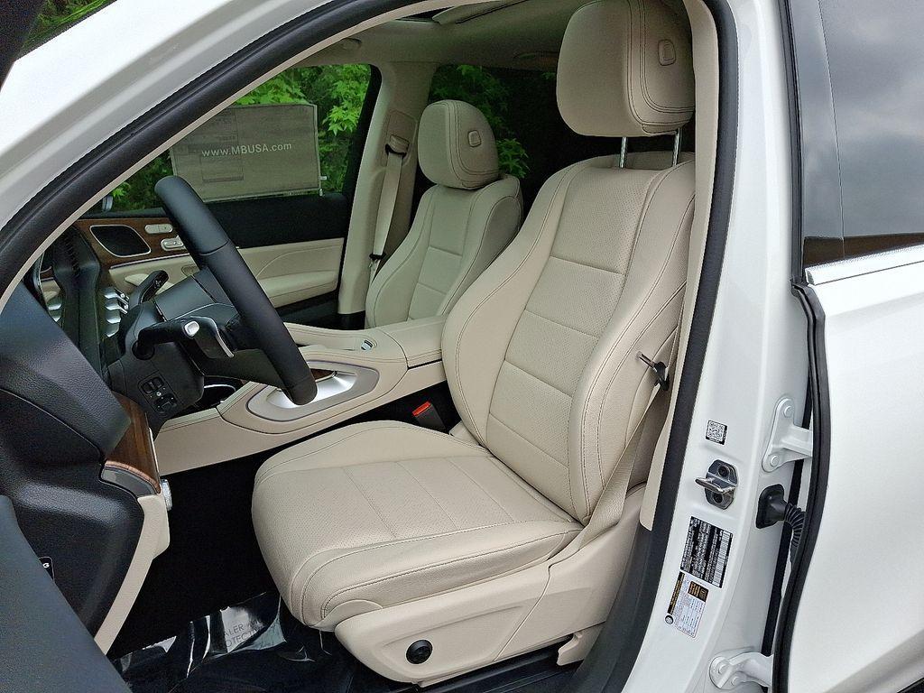 new 2025 Mercedes-Benz GLE 350 car, priced at $67,160