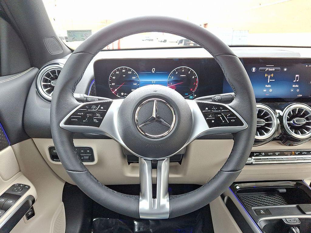 used 2025 Mercedes-Benz GLB 250 car, priced at $42,622