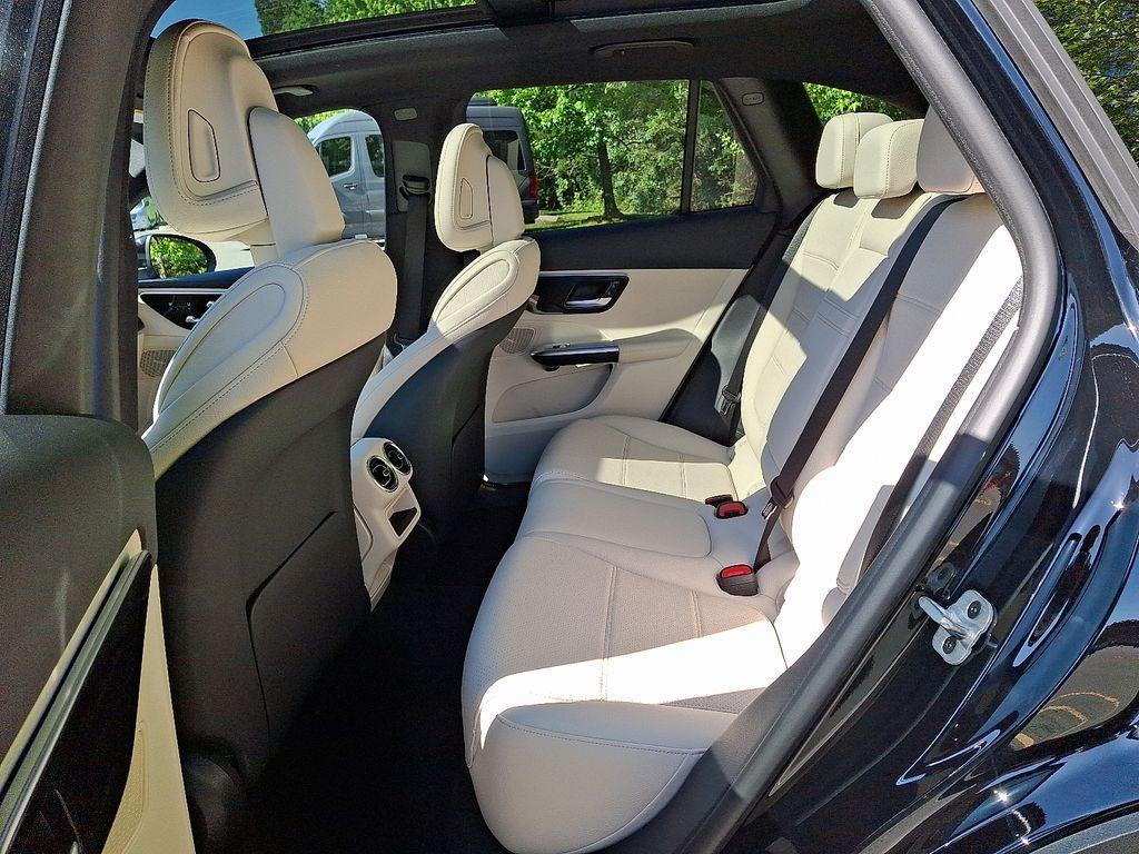 new 2025 Mercedes-Benz GLC 300 car, priced at $58,030