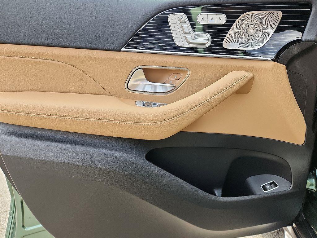 new 2026 Mercedes-Benz GLS 450 car, priced at $108,840