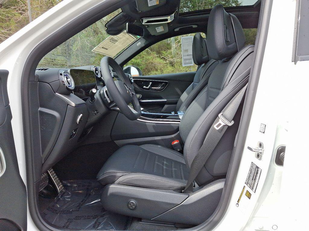 new 2025 Mercedes-Benz GLC 300 car, priced at $60,035