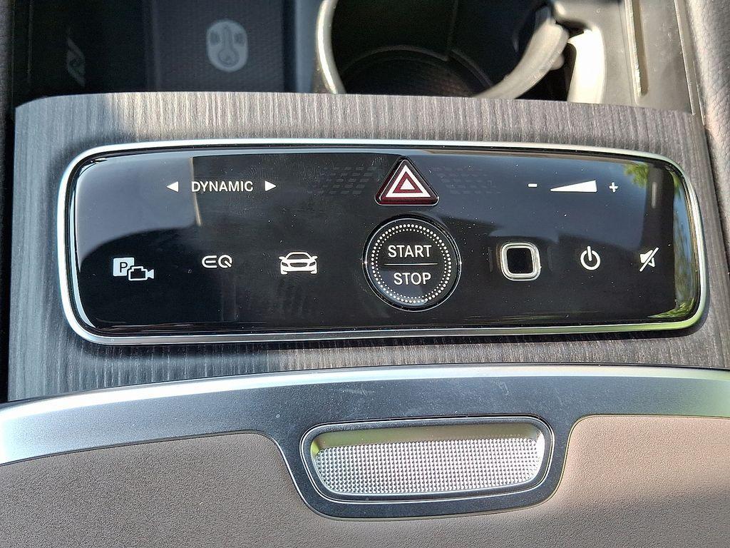 new 2025 Mercedes-Benz EQS 450 car, priced at $108,835
