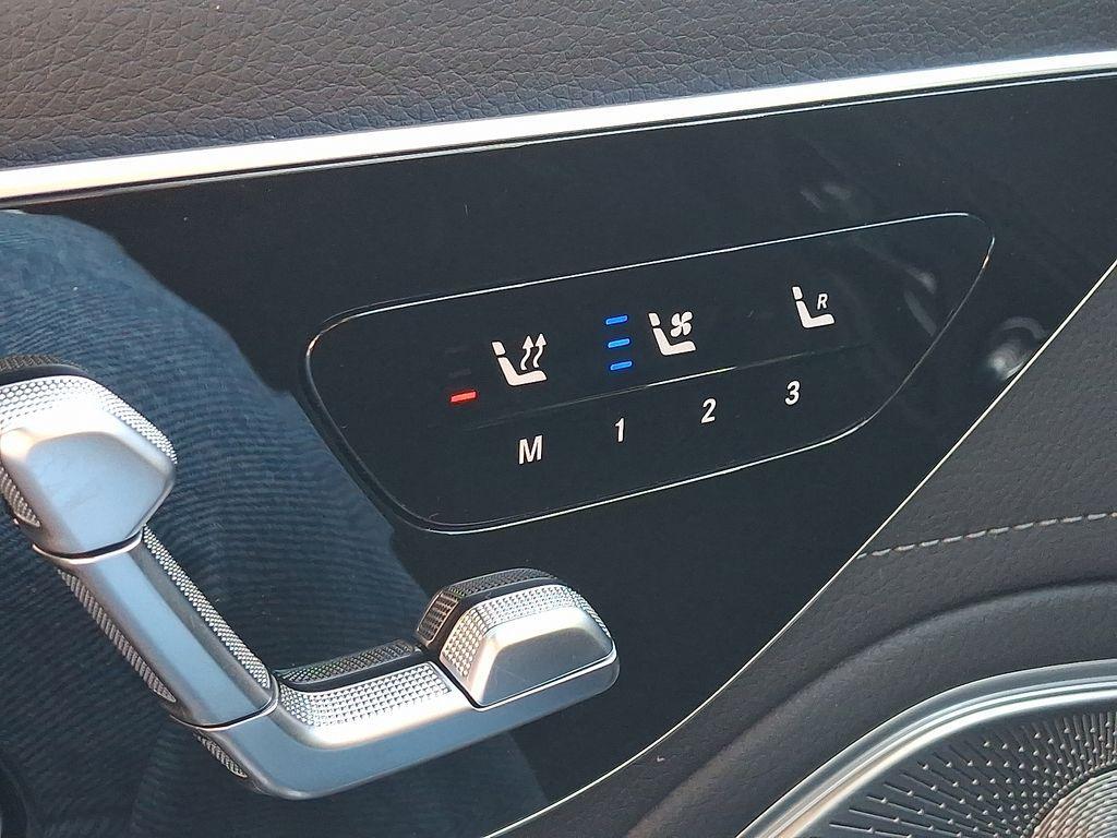new 2025 Mercedes-Benz EQS 450 car, priced at $108,835