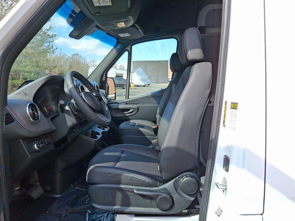 new 2025 Mercedes-Benz Sprinter 2500 car, priced at $67,650