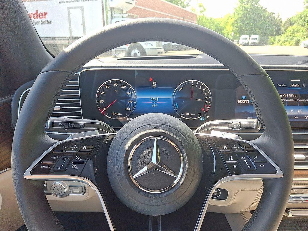used 2025 Mercedes-Benz GLE 450e car, priced at $67,900