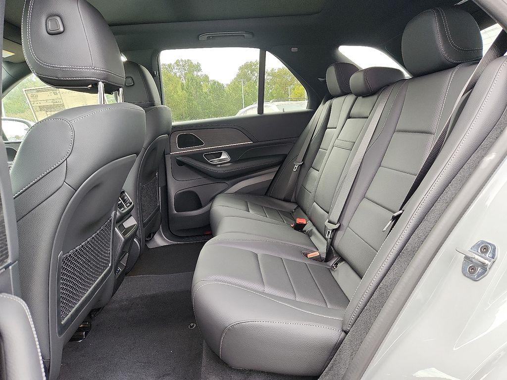 new 2026 Mercedes-Benz GLE 350 car, priced at $75,000