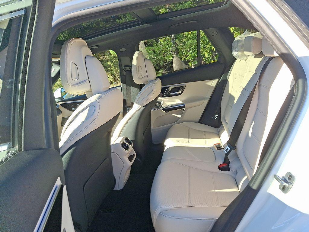 new 2026 Mercedes-Benz GLC 300 car, priced at $57,685