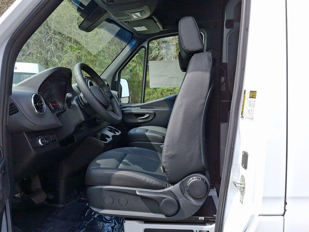 new 2025 Mercedes-Benz Sprinter 2500 car, priced at $61,871