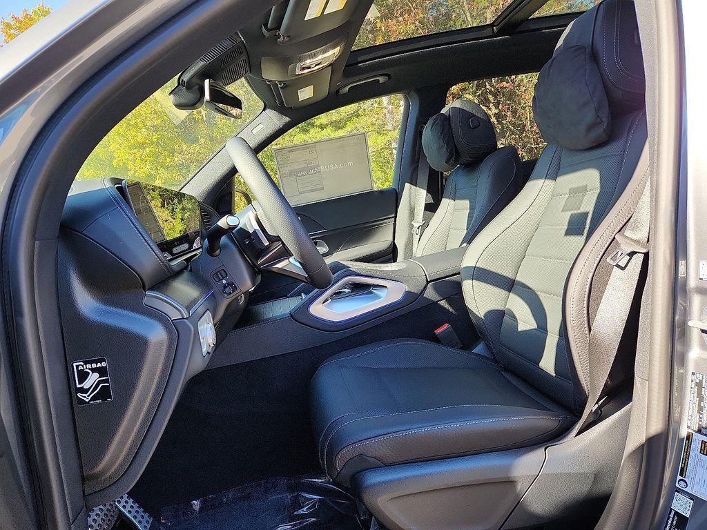 new 2026 Mercedes-Benz GLS 450 car, priced at $101,135
